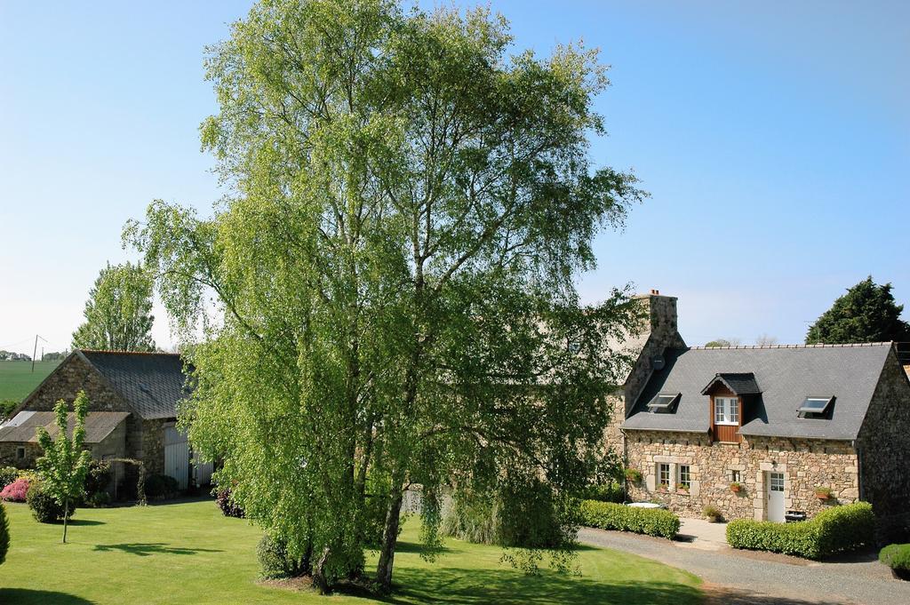 Gite De Kervoas Villa Lézardrieux Esterno foto