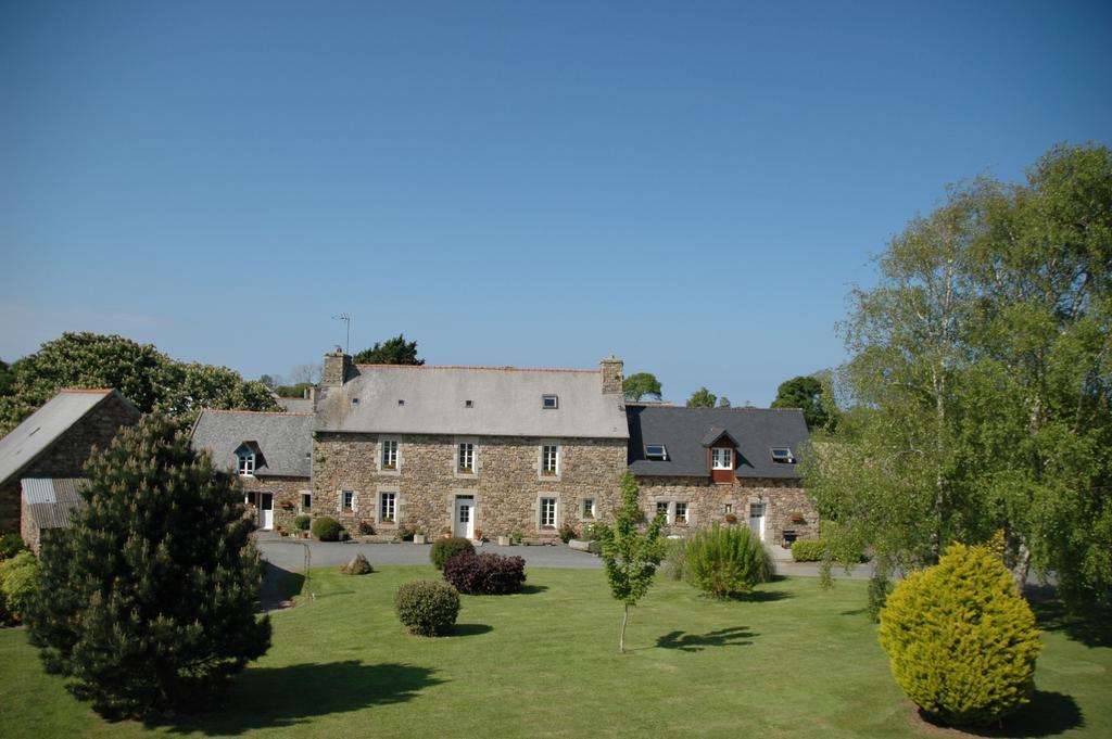 Gite De Kervoas Villa Lézardrieux Esterno foto